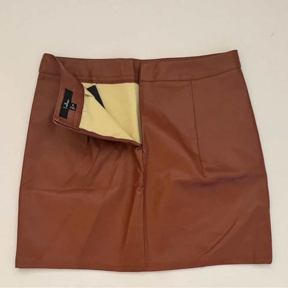 Lulus Corte Vegan Leather Mini Short‎ Skirt w/Slit, Chestnut Brown, Size M, NWT